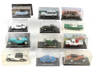 Lot 6 - DIVERS (12)