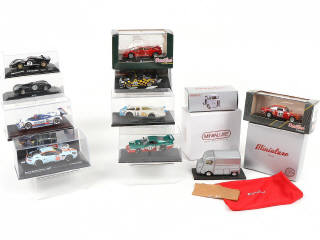 Lot 229 - DIVERS (10)