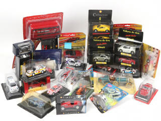 Lot 156 - DIVERS (33)