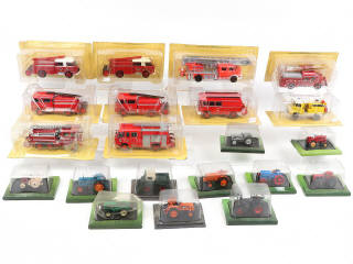 Lot 93 - DIVERS (21)