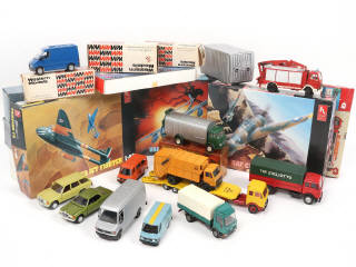 Lot 169 - DIVERS (20)