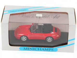 Lot 223 - DIVERS (3)