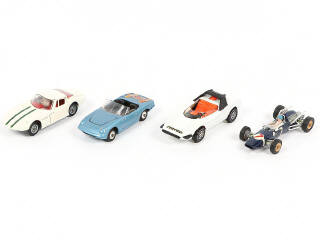 Lot 113 - CORGI TOYS (GB) (4)