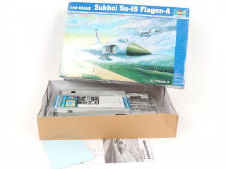 Lot 280 - TRUMPETER (CHINE) (3)