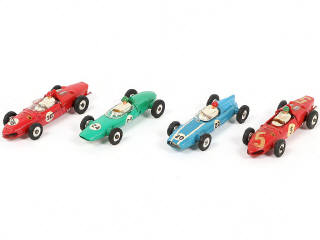 Lot 207 - DINKY TOYS (GB) (4)