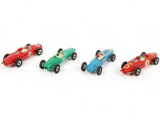 Lot 207 - DINKY TOYS (GB) (4)