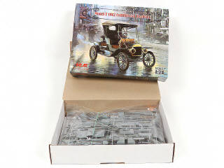 Lot 295 - ICM (UKRAINE) (3)