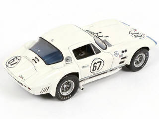 Lot 4 - EXOTO (USA) (1)