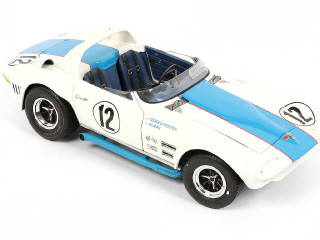 Lot 6 - EXOTO (USA) (1)