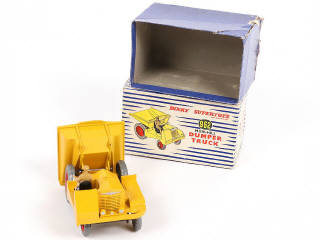 Lot 205 - DINKY TOYS (GB) (1)