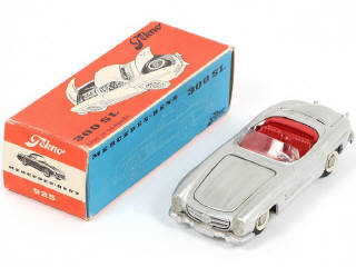 Lot 44 - TEKNO (DANEMARK) (1)