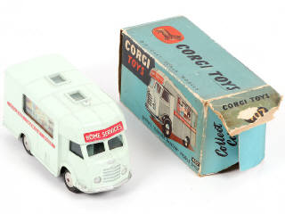 Lot 62 - CORGI TOYS (GB) (1)