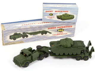 Lot 170 - DINKY TOYS (GB) (2)