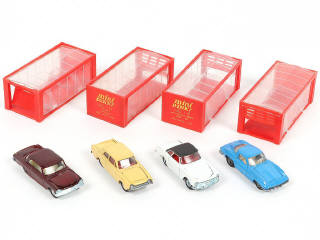 Lot 121 - DINKY TOYS (HONG KONG) (4)