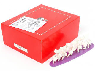 Lot 25 - PIXI (FRANCE) (1)