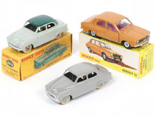 Lot 355 - DINKY TOYS (FRANCE) (3)