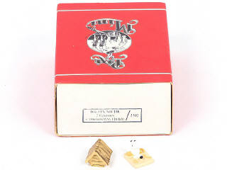 Lot 22 - PIXI (FRANCE) (1)