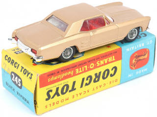 Lot 229 - CORGI TOYS (GB) (1)