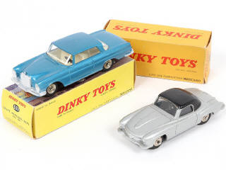 Lot 352 - DINKY TOYS (FRANCE) (2)