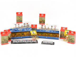 Lot 271 - DIVERS (15)