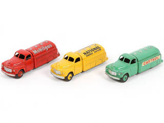 Lot 262 - DINKY TOYS (GB) (3)