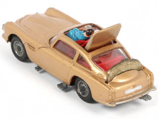 Lot 137 - CORGI TOYS (GB) (1)