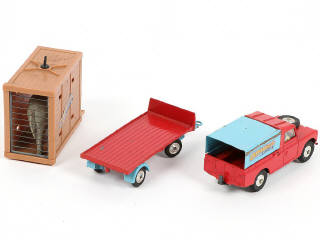 Lot 139 - CORGI TOYS (GB) (1)