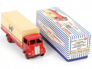 Lot 255 - DINKY TOYS (GB) (1)