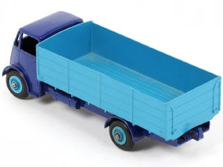 Lot 254 - DINKY TOYS (GB) (1)