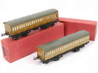 Lot 24 - HORNBY 'O' (GB) (2)