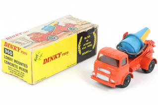 Lot 108 - DINKY TOYS (GB) (1)