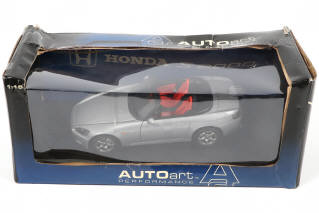Lot 37 - AUTOART (ALLEMAGNE) (4)