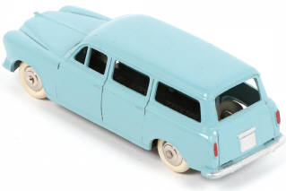 Lot 199 - DINKY TOYS (FRANCE) (1)