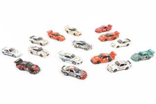 Lot 240 - DIVERS (15)