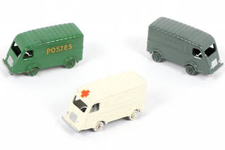 Lot 133 - GITANES (FRANCE) (3)