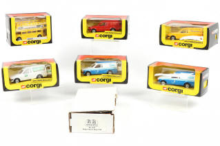 Lot 232 - DIVERS (7)