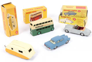 Lot 215 - DINKY TOYS (GB) (4)