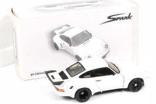 Lot 20 - SPARK (MACAU) (1)