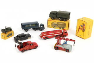 Lot 210 - DINKY TOYS (FRANCE) (7)