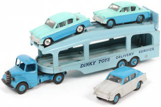 Lot 242 - DINKY TOYS (GB) (4)