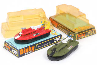 Lot 235 - DINKY TOYS (GB) (2)