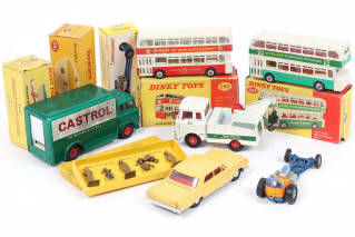 Lot 268 - DINKY TOYS (GB) (9)