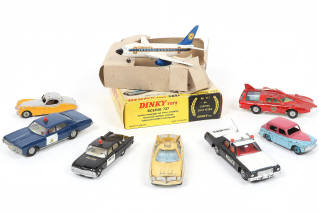 Lot 266 - DINKY TOYS (GB) (8)