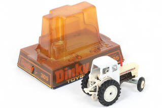 Lot 234 - DINKY TOYS (GB) (1)