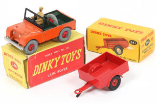 Lot 238 - DINKY TOYS (GB) (2)