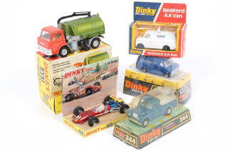 Lot 246 - DINKY TOYS (GB) (5)