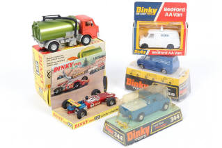 Lot 246 - DINKY TOYS (GB) (5)
