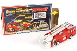 Lot 229 - DINKY TOYS (GB) (1)
