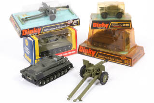 Lot 249 - DINKY TOYS (GB) (6)