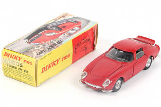 Lot 317 - DINKY TOYS (FRANCE) (1)
